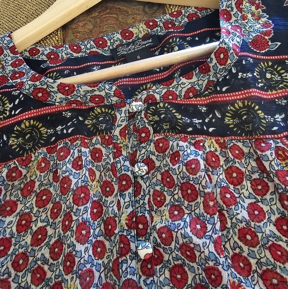 Lucky Brand red and blue boho blouse size small - Picture 3 of 5